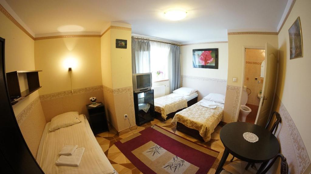 Florian Budget Rooms Kraków Exteriör bild