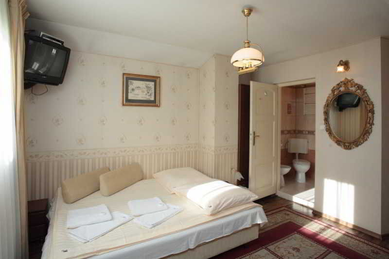 Florian Budget Rooms Kraków Exteriör bild