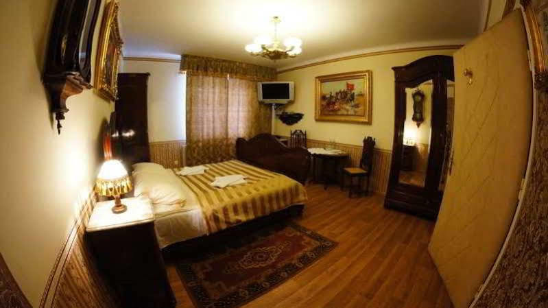 Florian Budget Rooms Kraków Exteriör bild